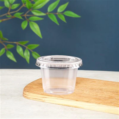 Cană transparentă pentru porții cu capace
